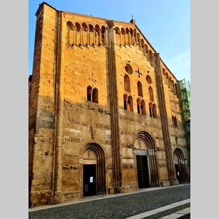 Maison Marina_Pavia San Michele Centro Storico Екстер'єр фото